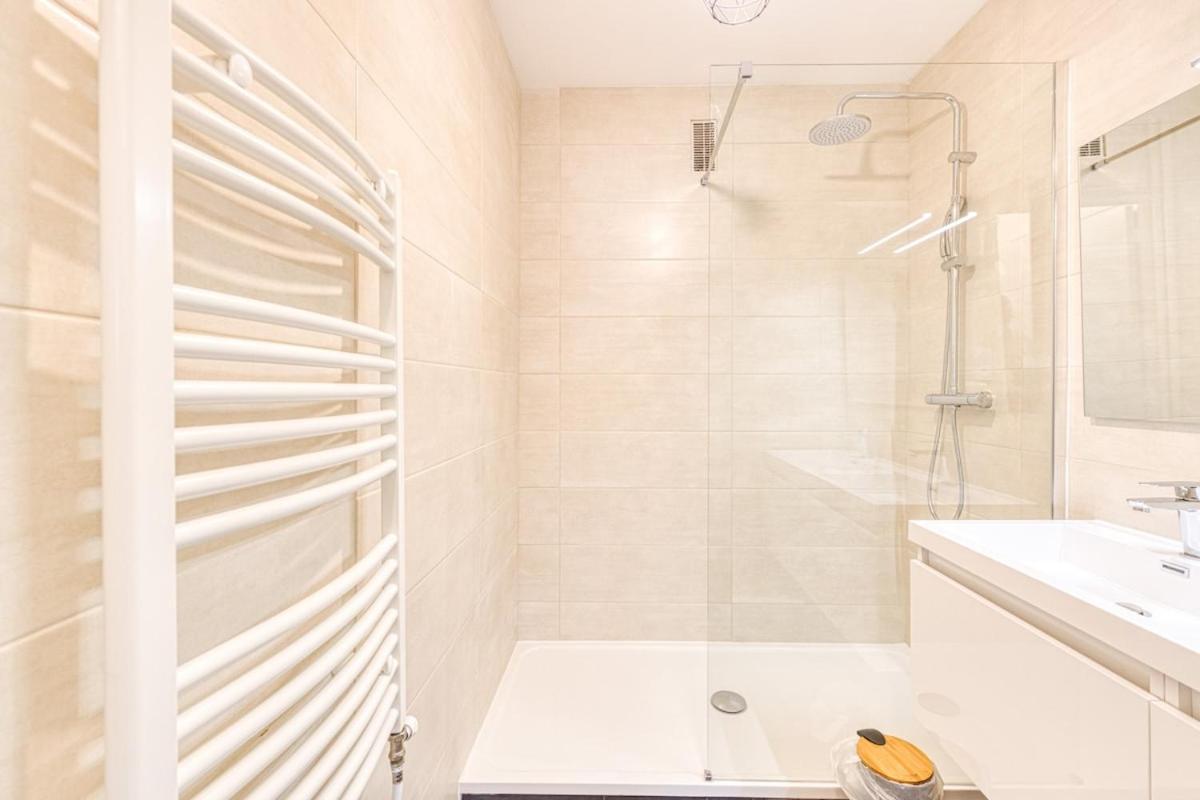 Magnificent Apartment, 4 Bedrooms, Fiber Wifi 그르노블 외부 사진